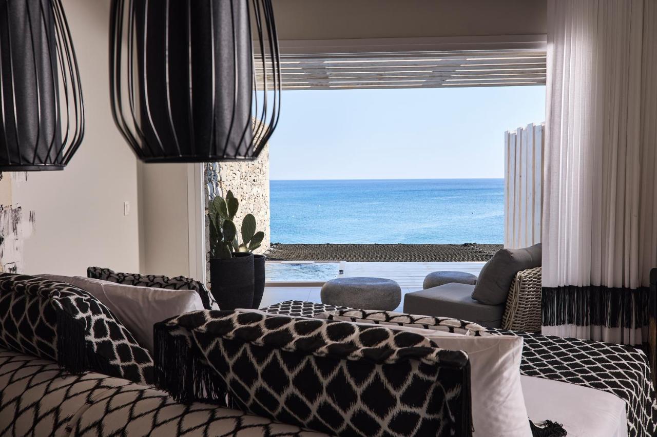 Artemis Seaside 4*