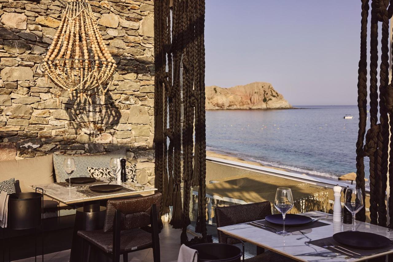Artemis Seaside Resort 4*