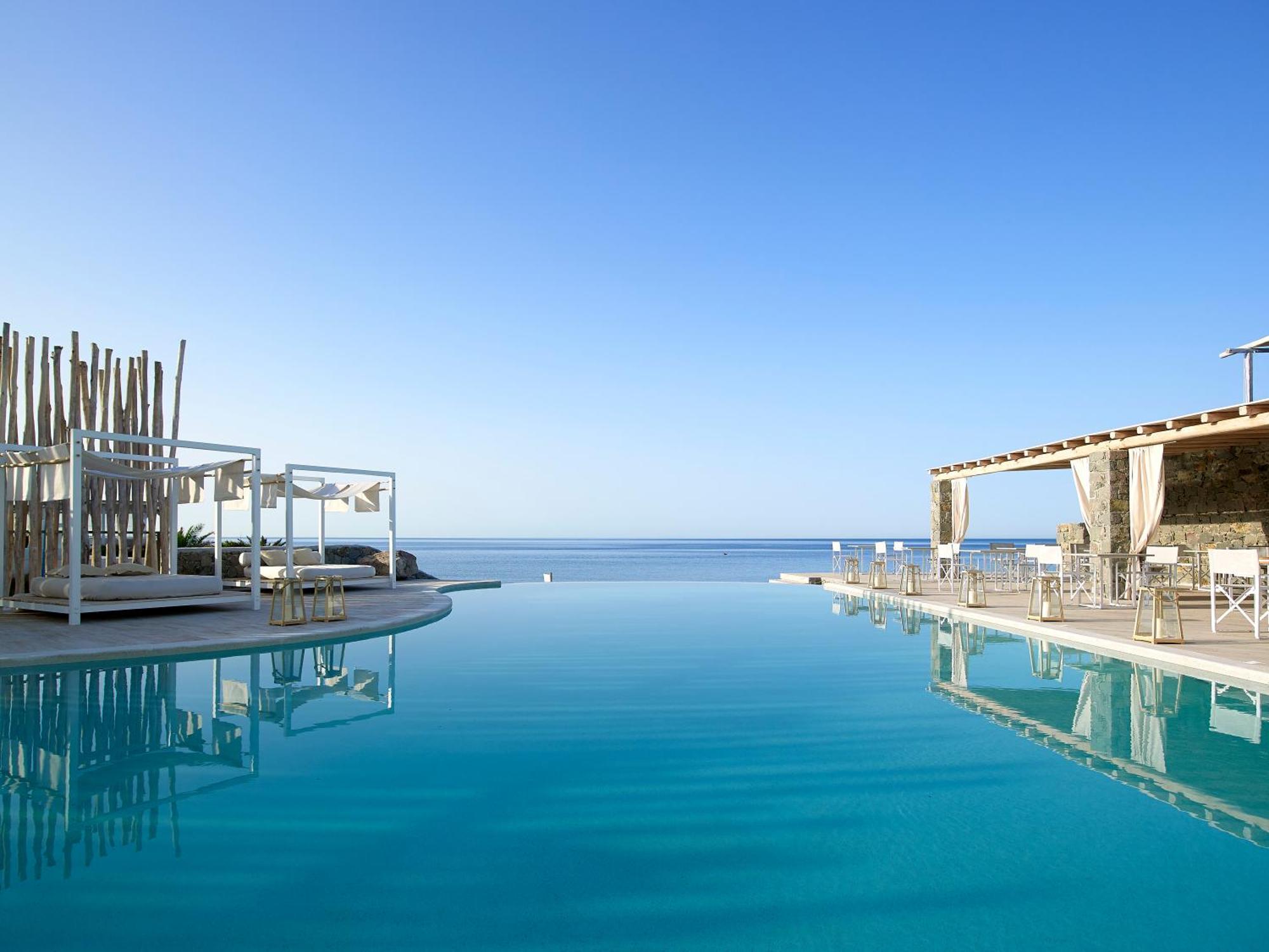 Artemis Seaside Resort Paliochori